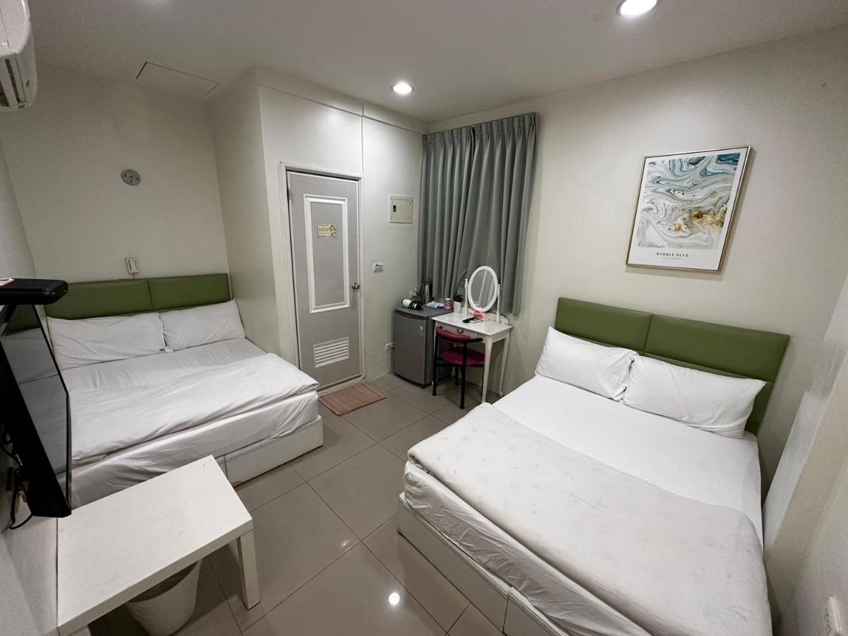 Fengjia Gift Box Homestay Ταϊχούνγκ Εξωτερικό φωτογραφία